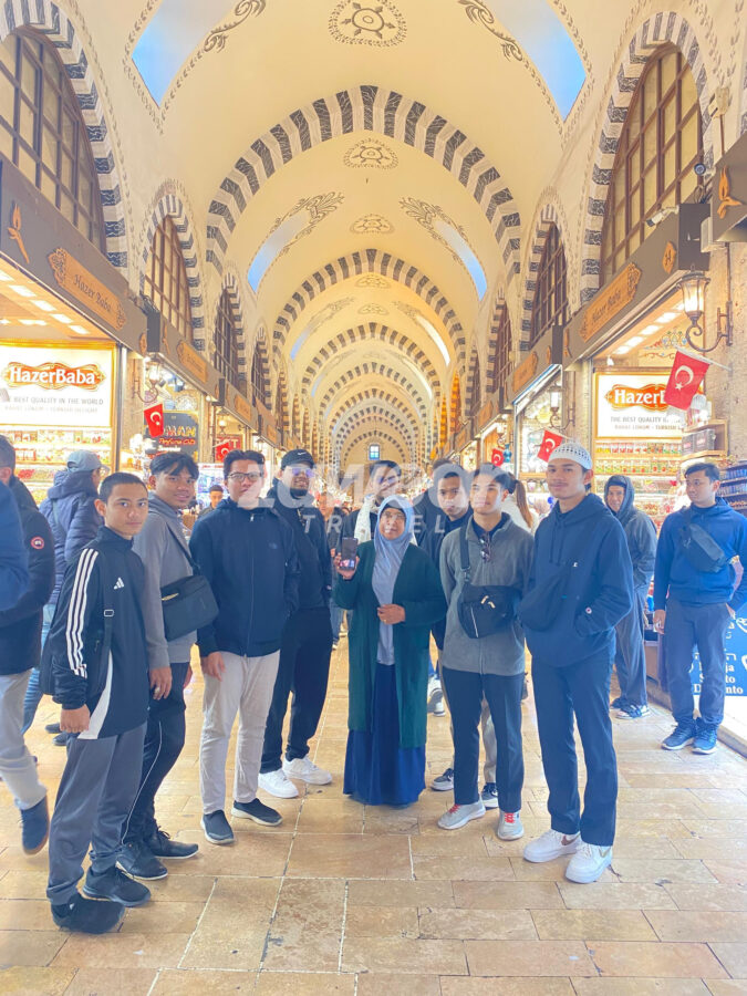 ROMBONGAN PELAJAR MADINAH
